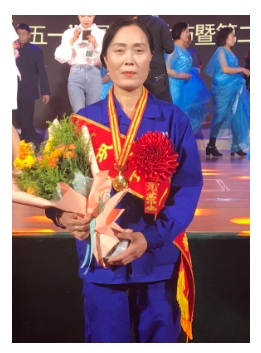 20年匠心守護 | 牛艷麗：用雙手托起千萬家的幸福，以真心書寫家政人的芳華~